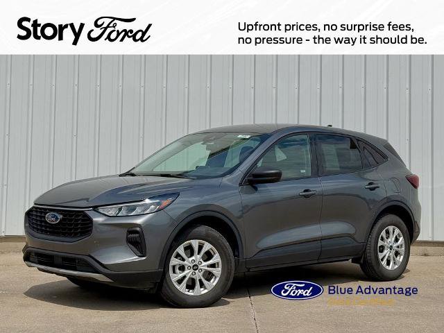 Certified 2025 Ford Escape Active AWD/4WD image 1