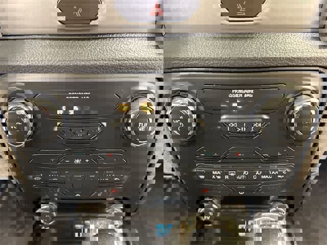 Certified 2019 Ford Ranger XLT w/ Equipment Group 302A Luxury image 14