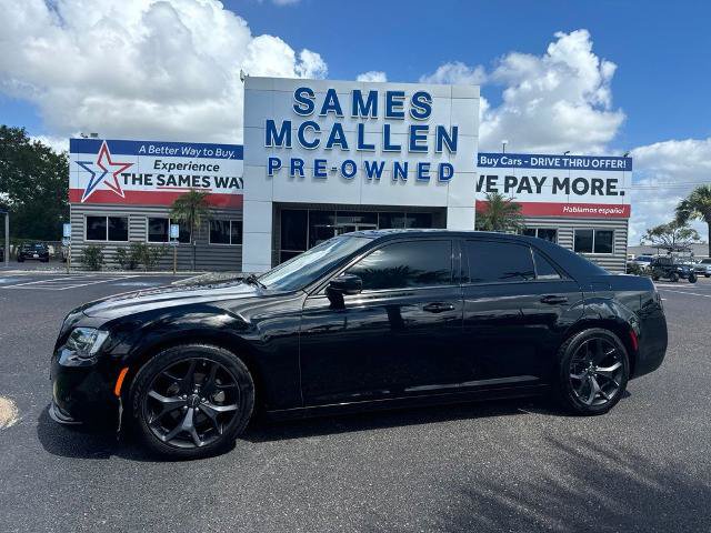 Used 2023 Chrysler 300 S RWD image 2