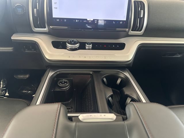 Certified 2025 Ford Expedition Active AWD/4WD image 15