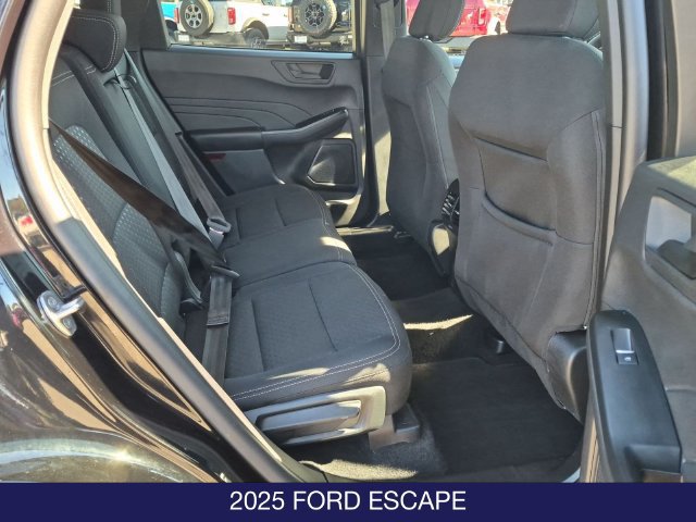 Certified 2025 Ford Escape Active FWD image 20