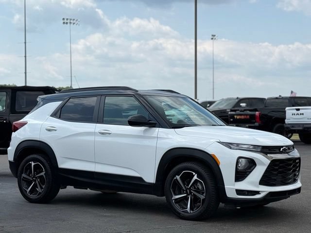Used 2022 Chevrolet TrailBlazer RS w/ Technology Package FWD image 34