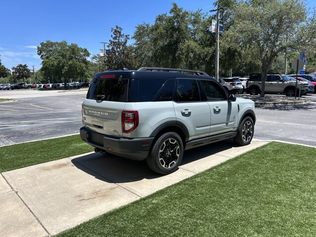 Certified 2022 Ford Bronco Sport Outer Banks w/ Tech Package AWD/4WD image 3