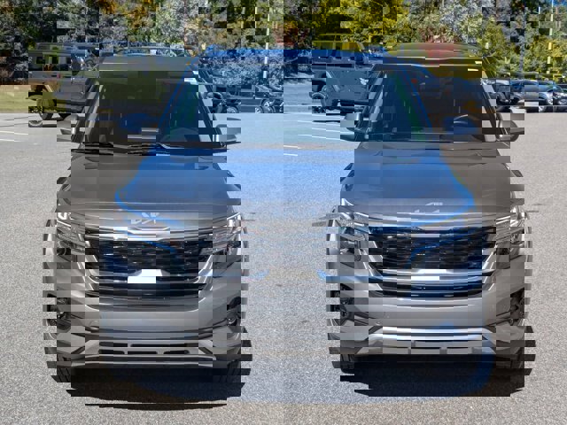 Used 2023 Kia Seltos EX image 9