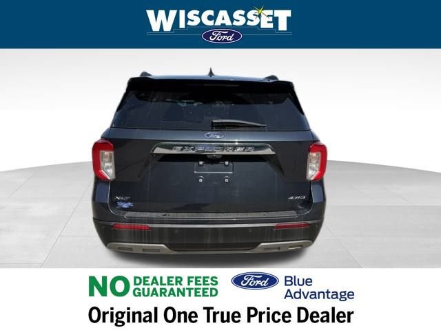 Certified 2022 Ford Explorer XLT w/ Equipment Group 202A image 4
