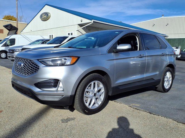 Certified 2024 Ford Edge SEL w/ Convenience Package image 4