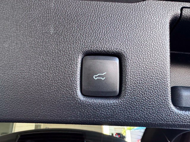 Certified 2022 Ford Escape SE w/ SE Sport Appearance Package AWD/4WD image 22