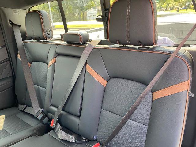 Used 2026 GMC Canyon AT4 w/ AT4 Premium Package AWD/4WD image 28