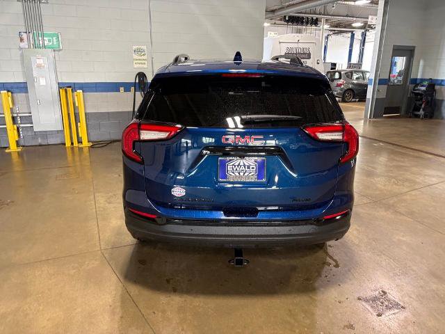 Used 2022 GMC Terrain SLE w/ Driver Convenience Package AWD/4WD image 16