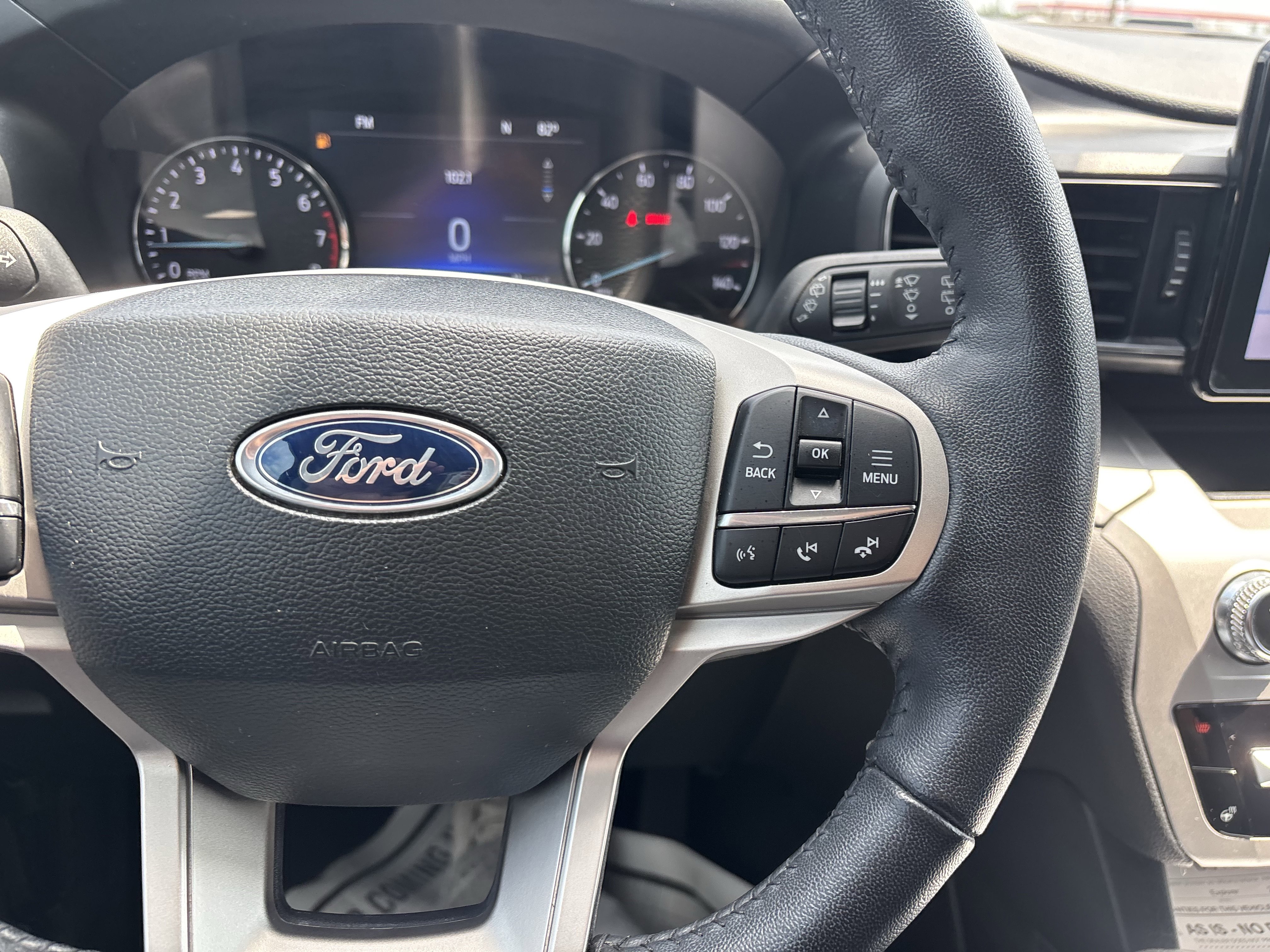 Certified 2023 Ford Explorer XLT w/ Equipment Group 202A RWD image 30