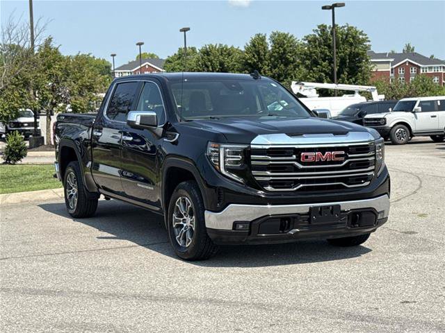 Used 2025 GMC Sierra 1500 SLT AWD/4WD image 3