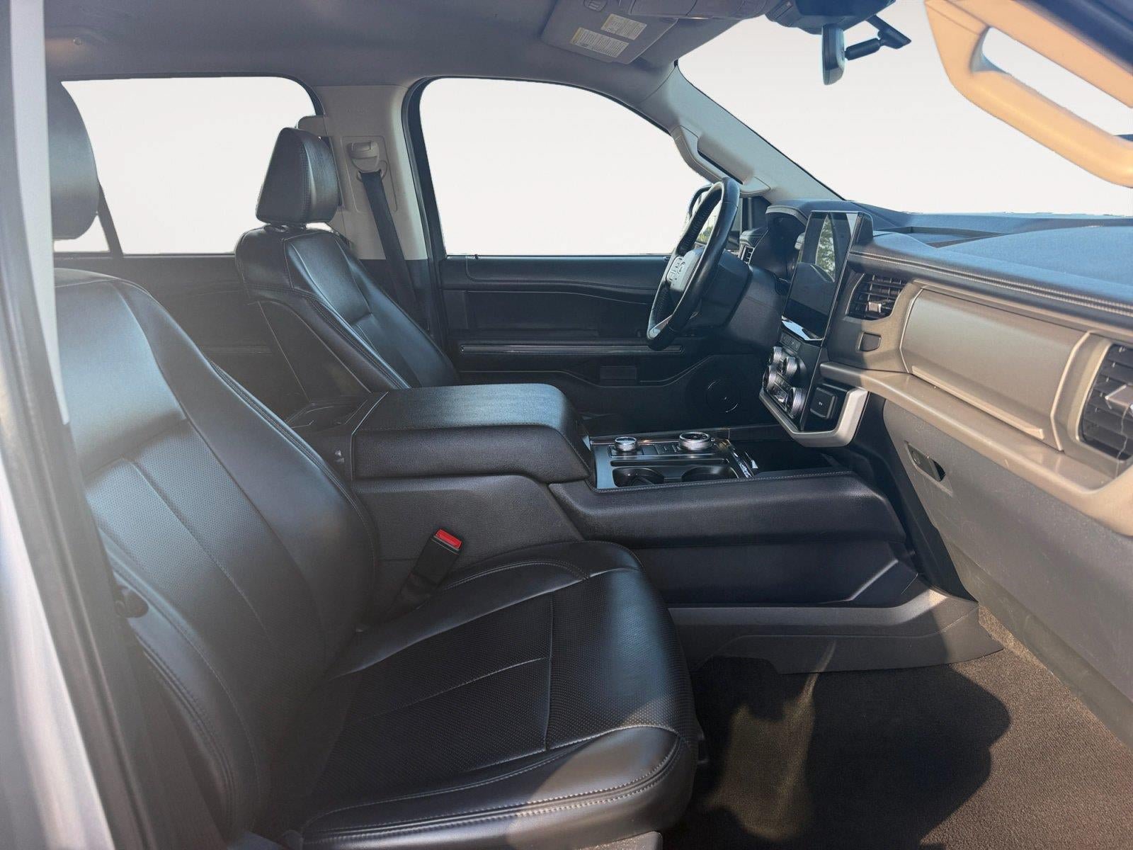 Certified 2024 Ford Expedition XLT AWD/4WD image 15