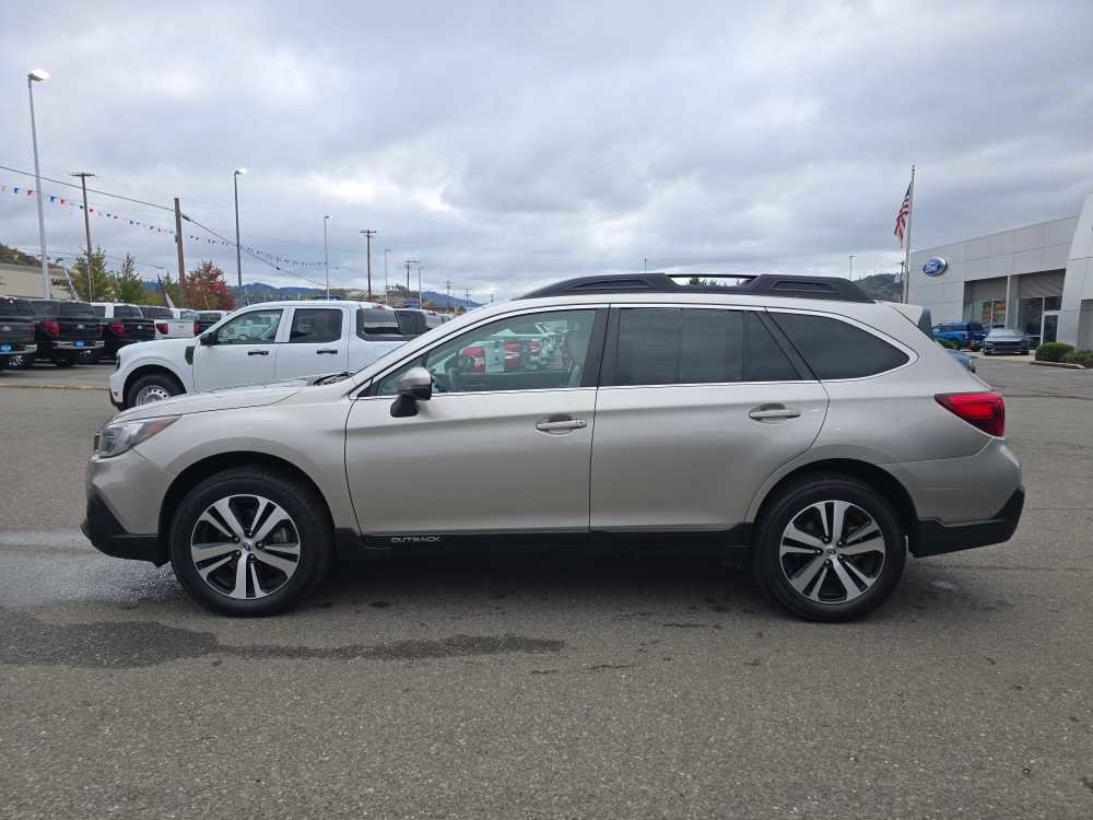 Used 2019 Subaru Outback 2.5i Limited image 2