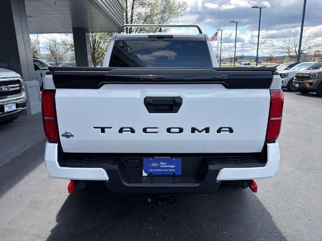 Used 2025 Toyota Tacoma TRD Off-Road image 3