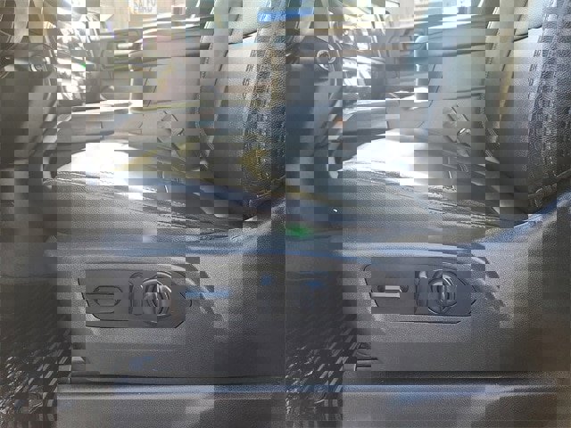 Used 2019 Chevrolet Silverado 1500 RST image 23