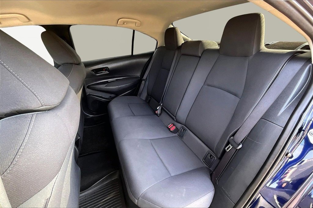 Used 2022 Toyota Corolla LE image 26