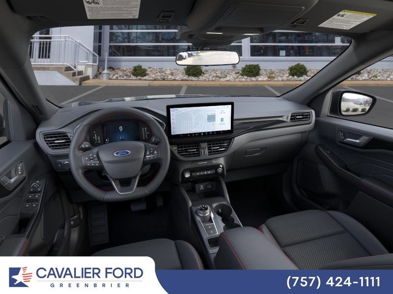 Certified 2025 Ford Escape ST-Line w/ Tech Pack #1 AWD/4WD image 9