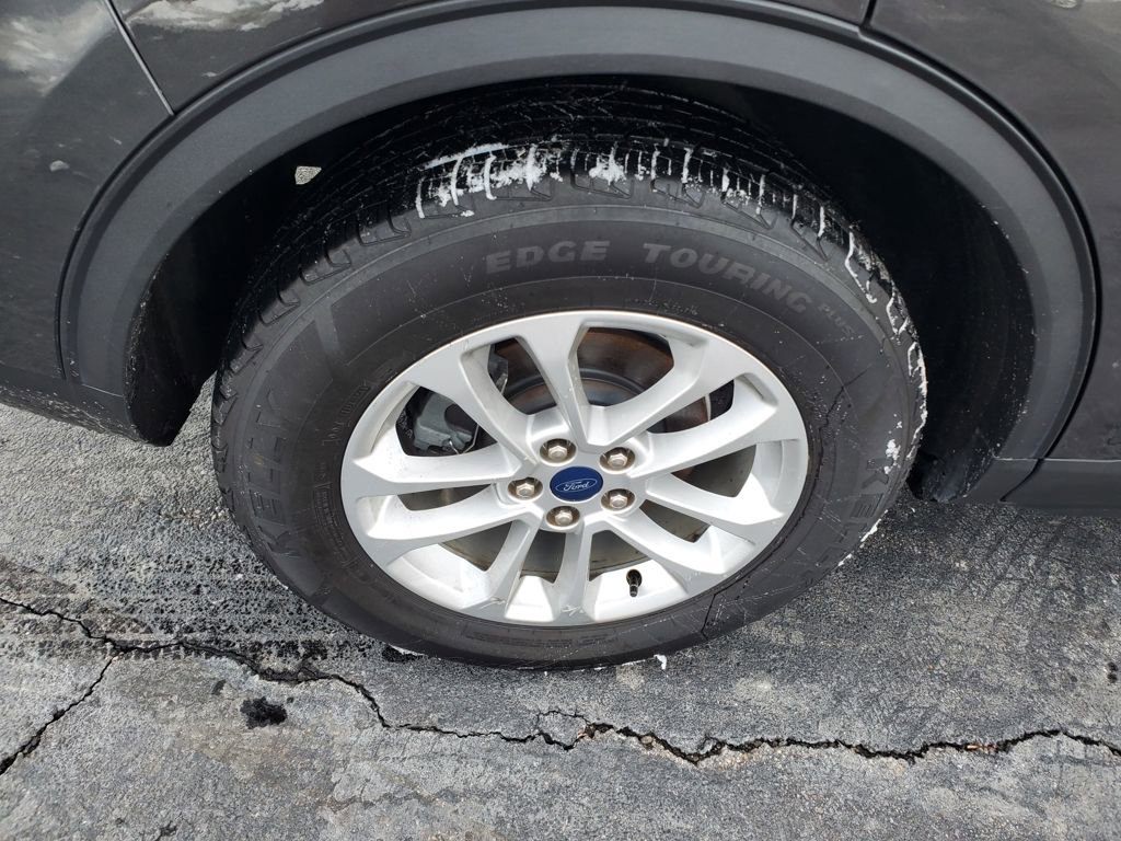 Certified 2020 Ford Escape S image 5