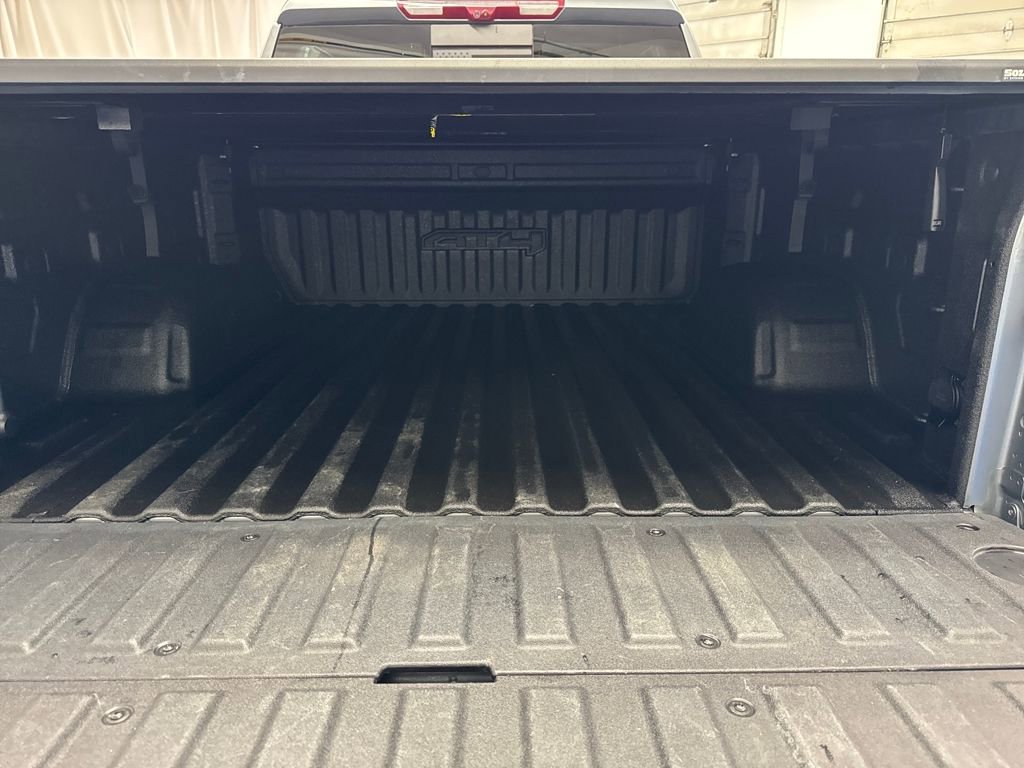 Used 2022 GMC Sierra 1500 AT4 w/ AT4 Premium Package AWD/4WD image 26