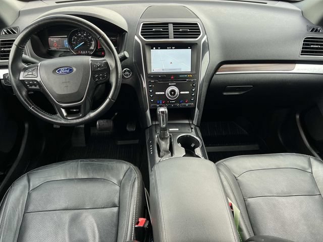 Certified 2017 Ford Explorer Limited AWD/4WD image 14