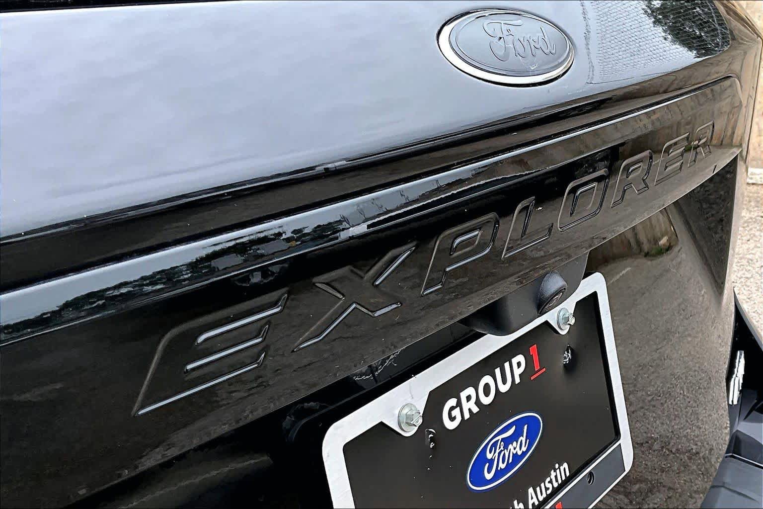 Certified 2024 Ford Explorer ST-Line w/ Class IV Trailer Tow Package AWD/4WD image 10