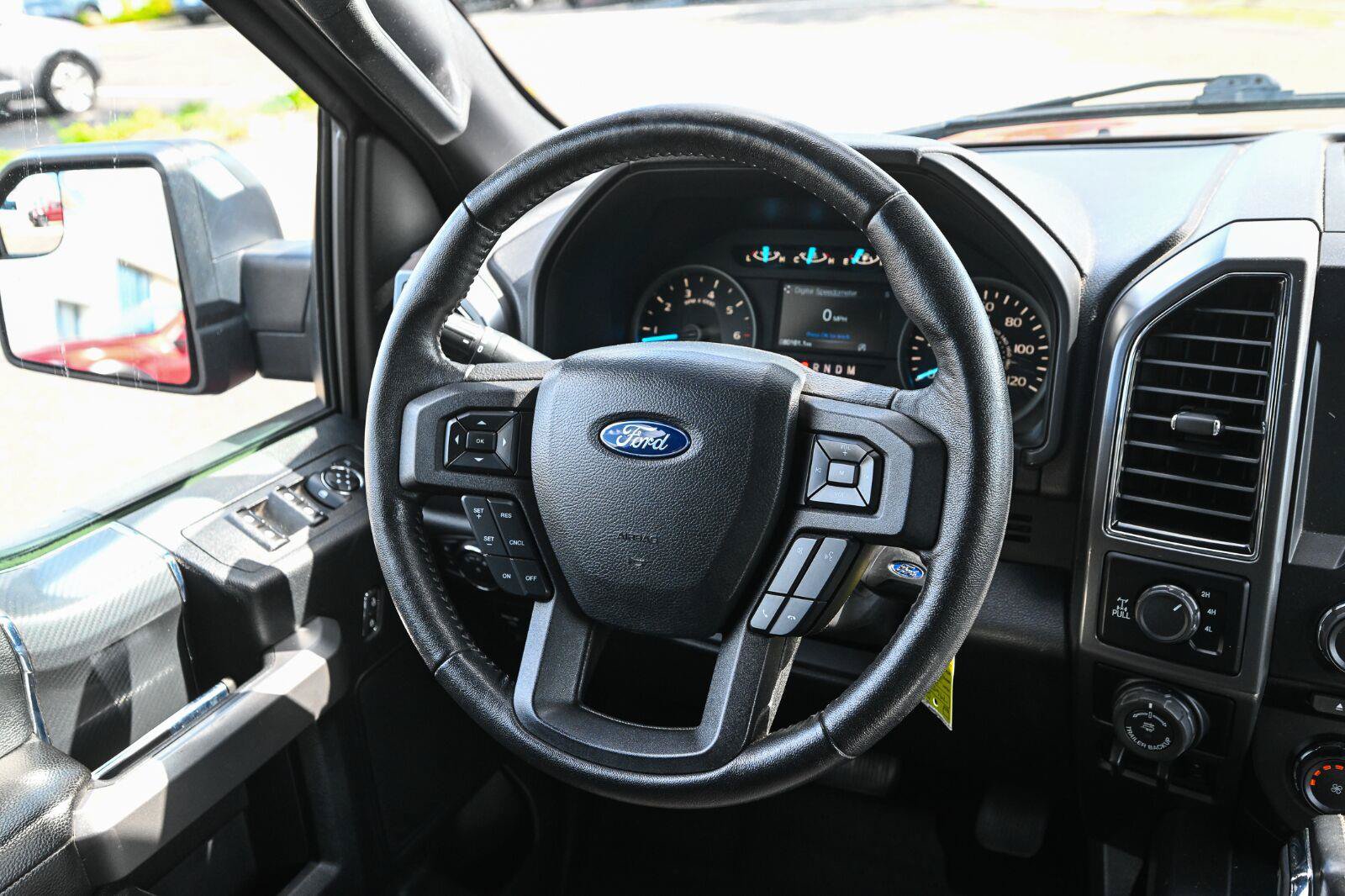 Certified 2018 Ford F150 XLT w/ Equipment Group 302A Luxury AWD/4WD image 31
