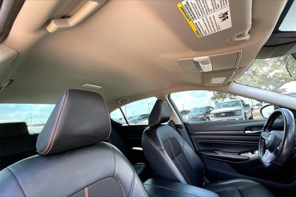 Used 2022 Nissan Altima 2.5 SR image 28