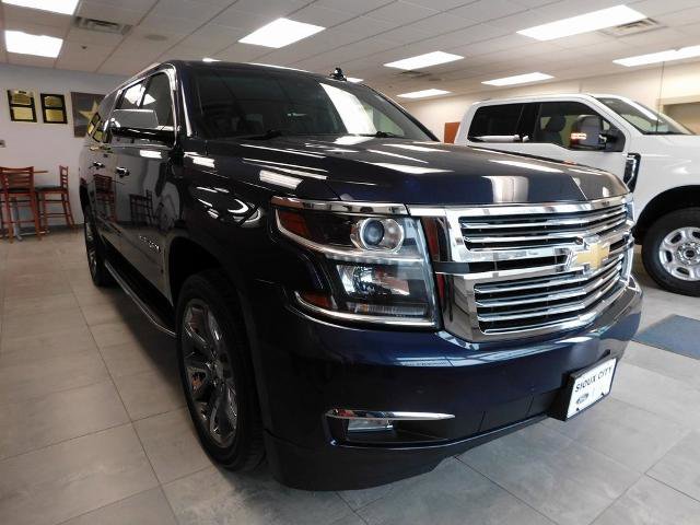 Used 2019 Chevrolet Suburban Premier image 4
