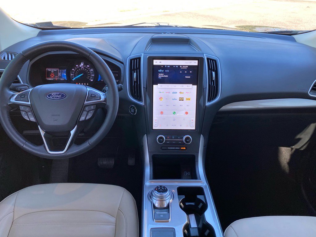 Certified 2024 Ford Edge SEL w/ Convenience Package image 10