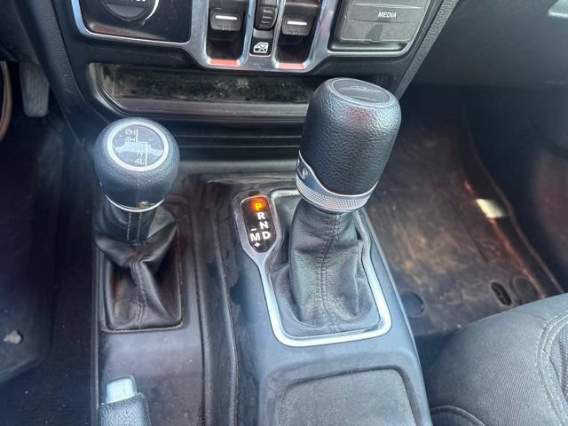 Used 2023 Jeep Gladiator Sport AWD/4WD image 24