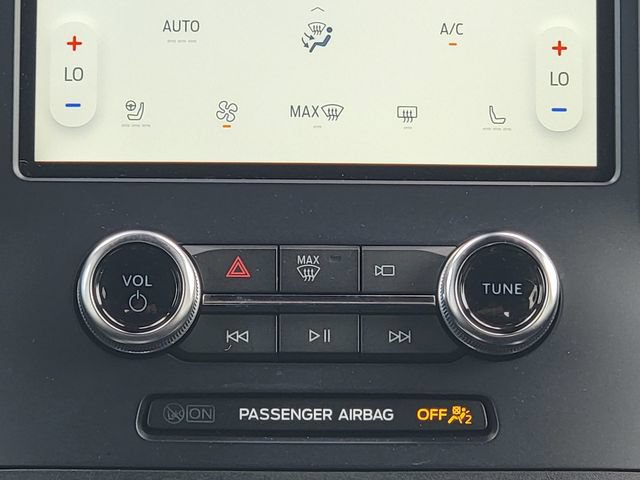 Certified 2024 Ford Edge ST-Line AWD/4WD image 30