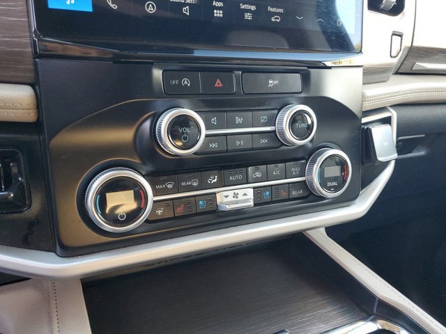 Certified 2024 Ford Expedition Max Limited image 28