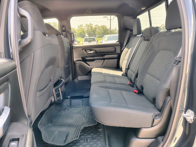 Used 2025 RAM 1500 Warlock AWD/4WD image 12