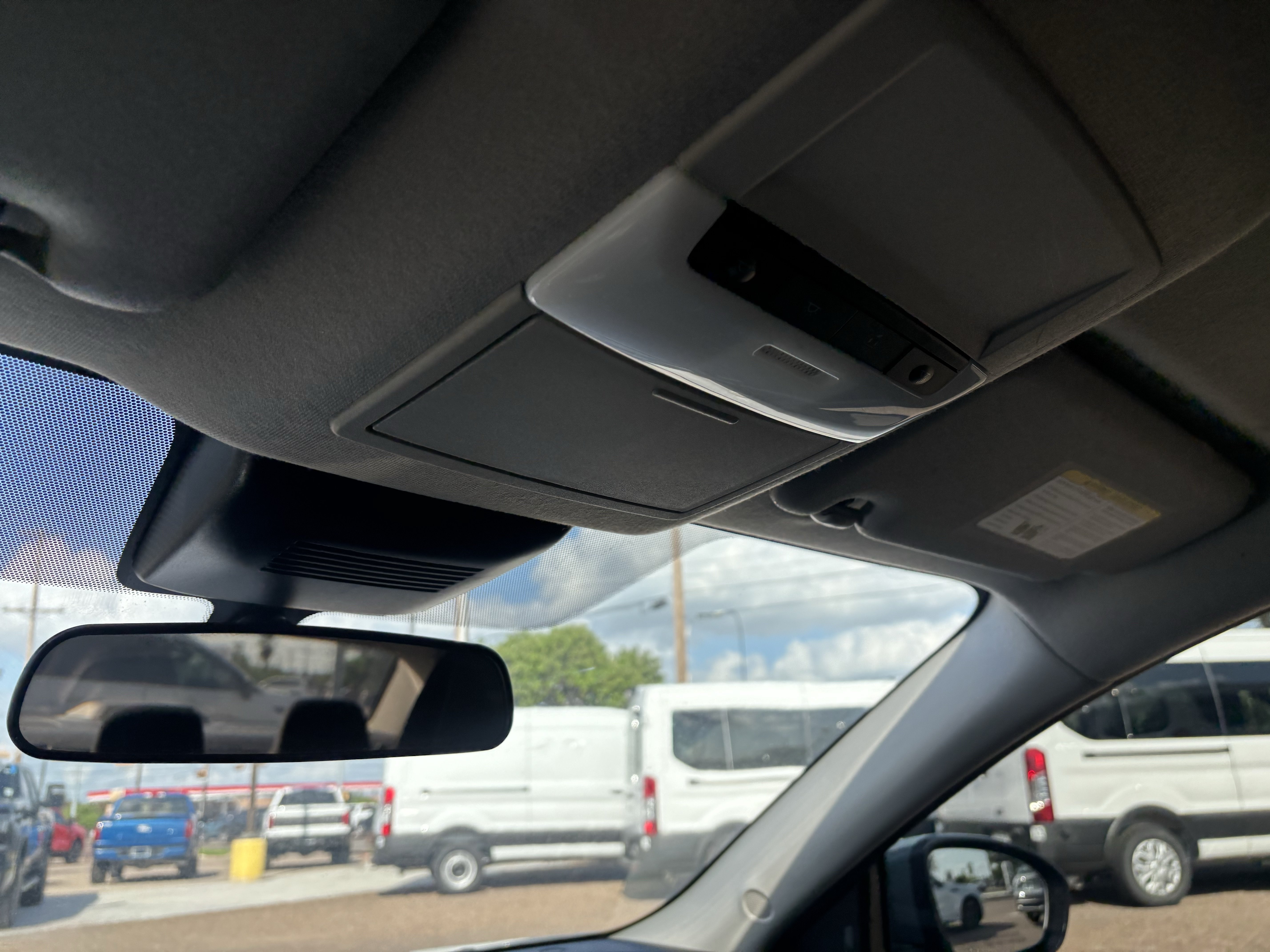 Used 2025 Nissan Sentra SV FWD image 38