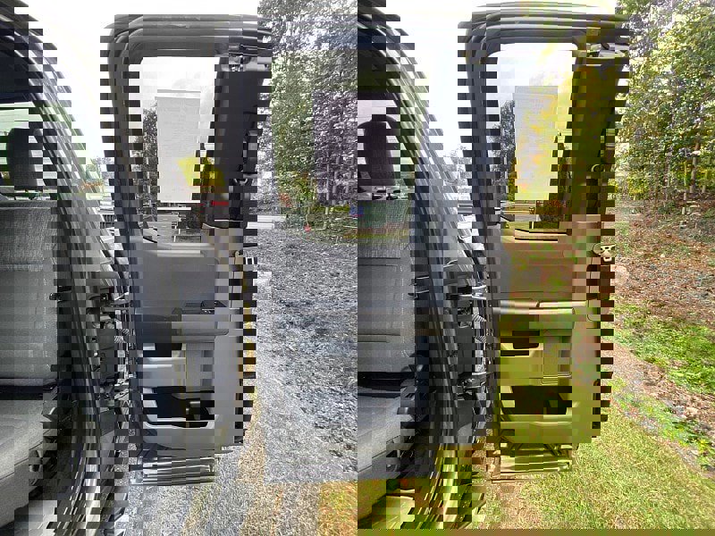 Certified 2022 Ford F150 XLT w/ Equipment Group 302A High image 35