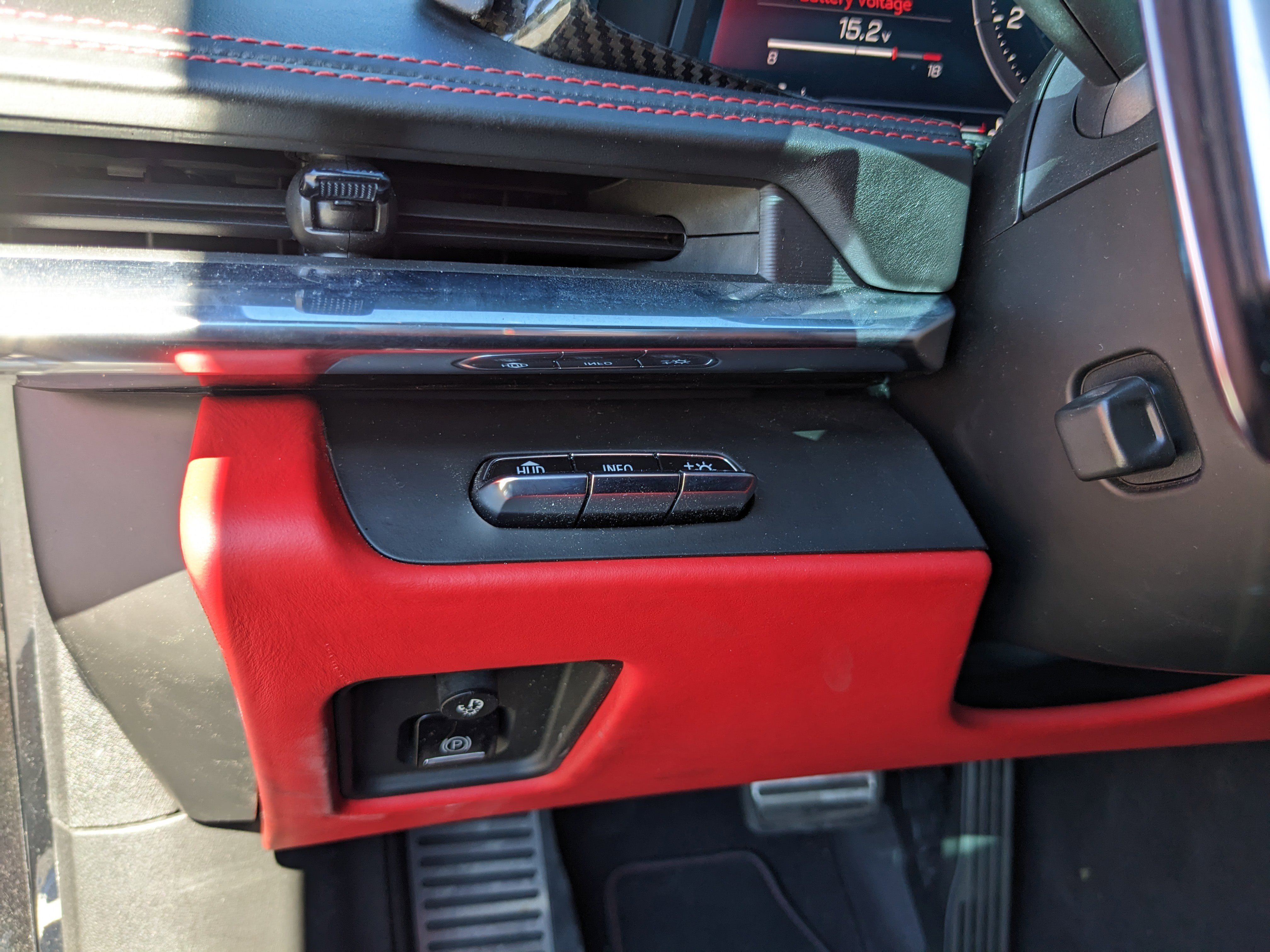 Used 2020 Chevrolet Corvette Stingray Premium Cpe w/ 3LT Preferred Equipment Group image 28