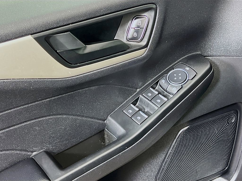 Certified 2022 Ford Escape SE image 23