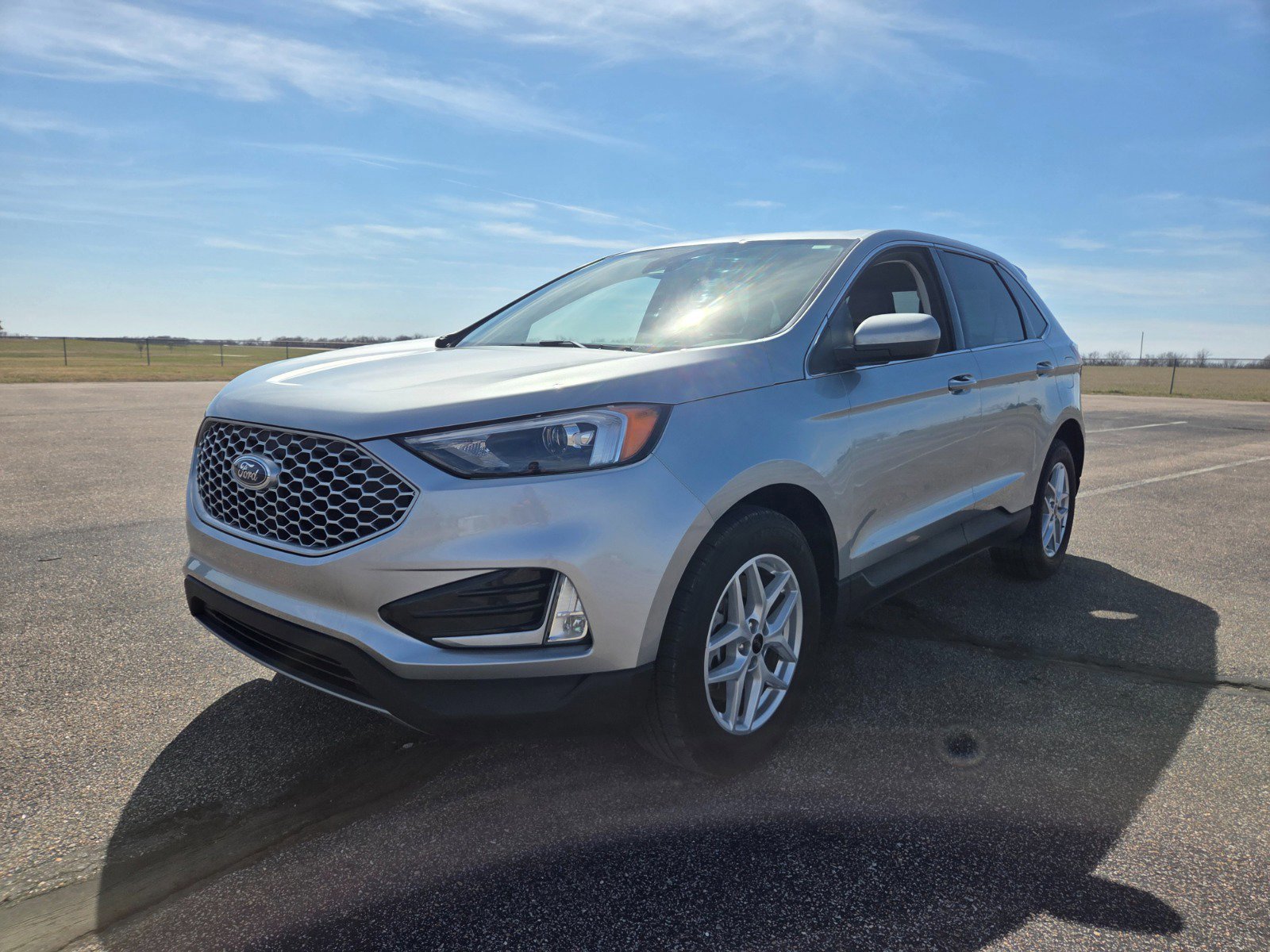 Certified 2024 Ford Edge SEL w/ Convenience Package AWD/4WD image 7