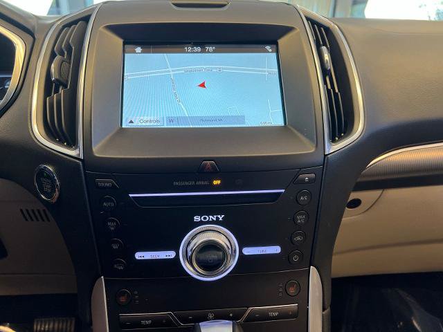 Certified 2018 Ford Edge Titanium w/ Technology Package AWD/4WD image 33