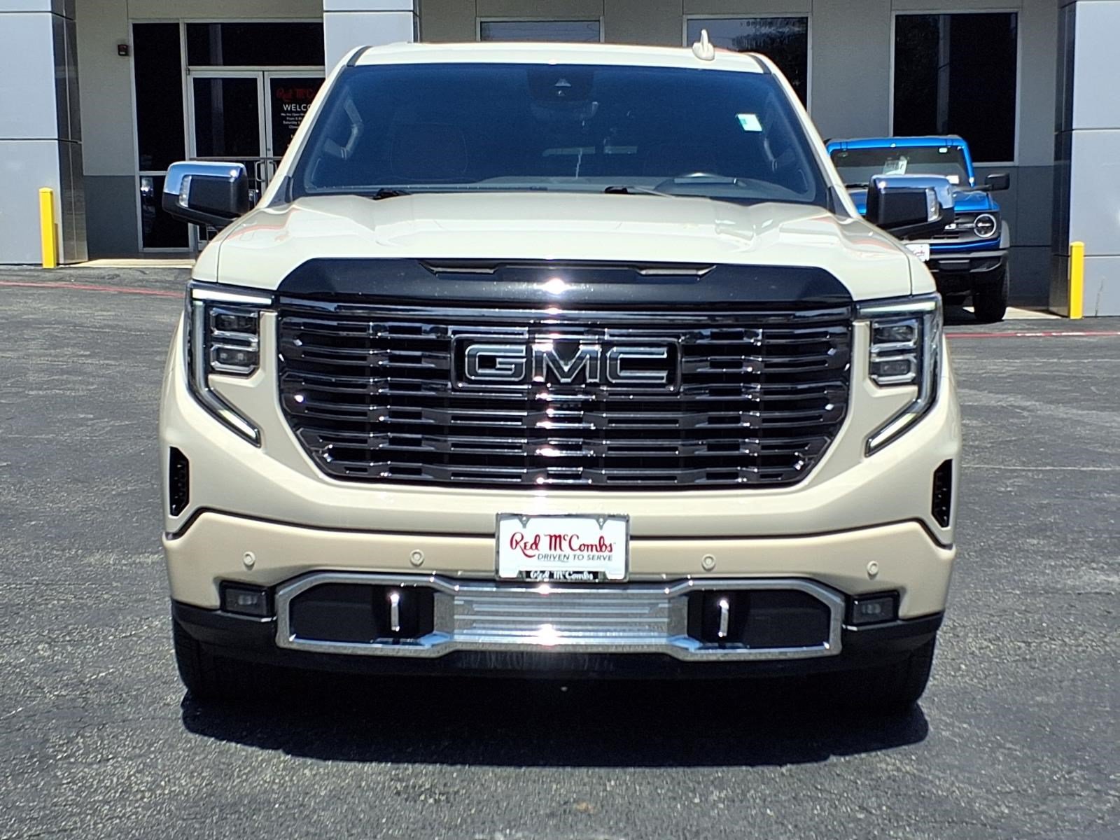 Used 2026 GMC Sierra 1500 Denali Ultimate AWD/4WD image 2