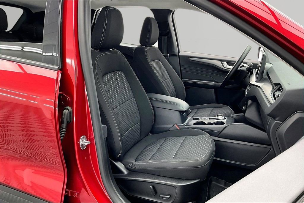 Certified 2023 Ford Escape Active w/ Tech Pack #2 FWD image 7
