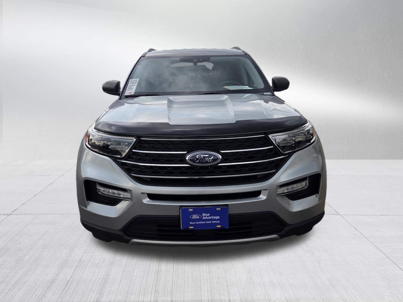 Certified 2020 Ford Explorer XLT w/ Equipment Group 202A AWD/4WD image 2