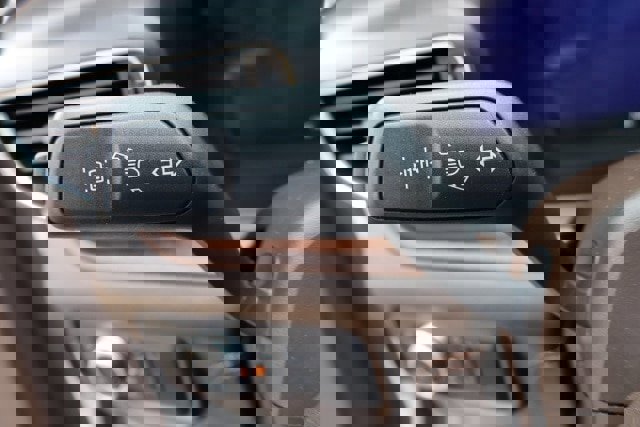 Certified 2022 Ford Explorer King Ranch w/ Technology Package image 26