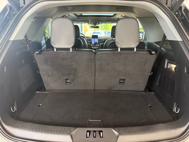 Certified 2024 Ford Explorer Limited w/ Limited Technology Package AWD/4WD image 9