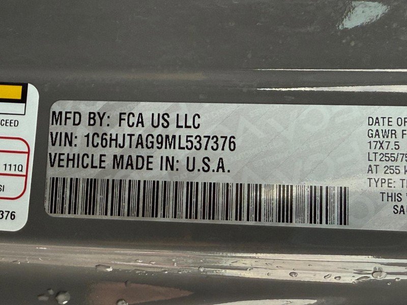 Used 2021 Jeep Gladiator Sport image 30