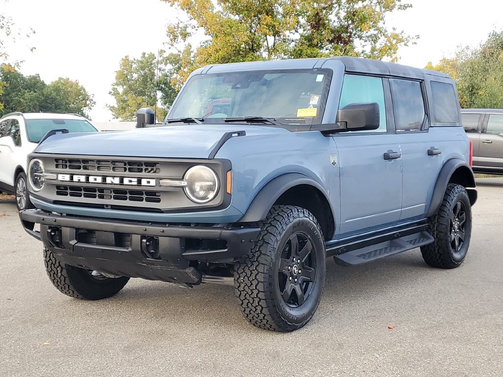 Certified 2025 Ford Bronco Big Bend w/ Black Diamond Package AWD/4WD image 2