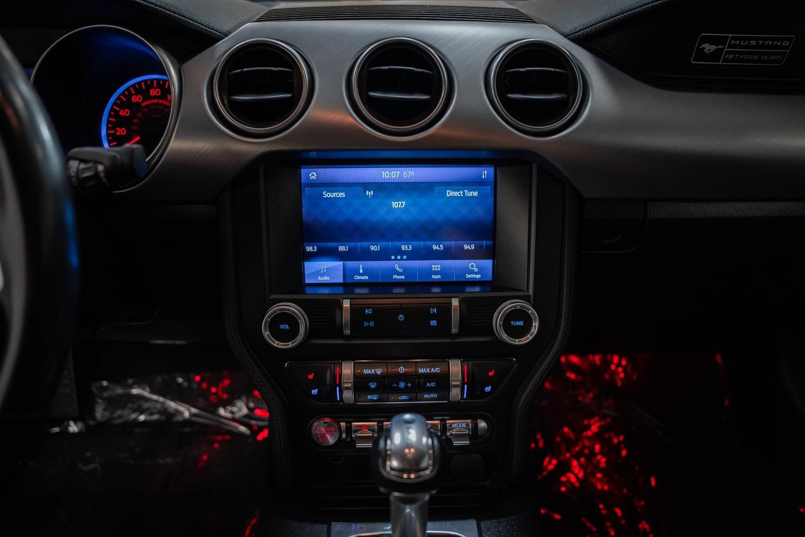 Certified 2020 Ford Mustang Premium RWD image 28