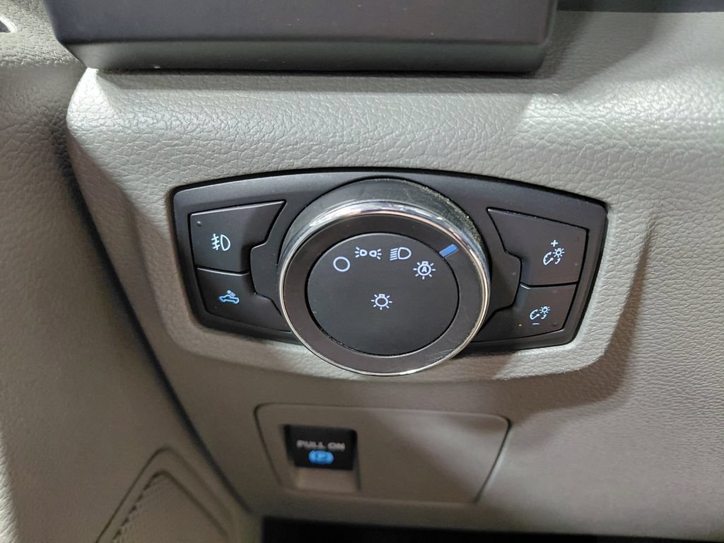 Certified 2018 Ford F150 XL w/ Equipment Group 101A Mid AWD/4WD image 34