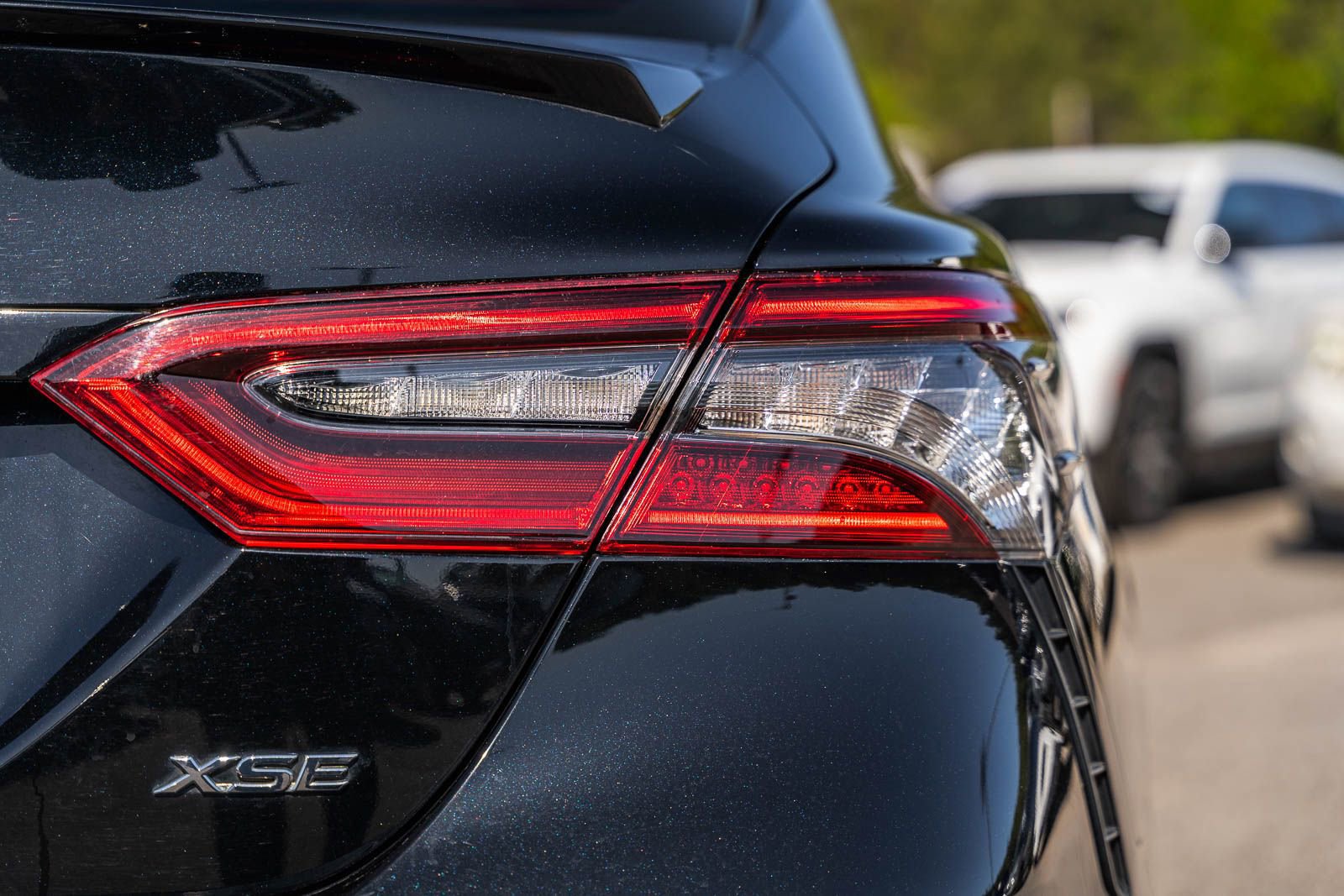 Used 2023 Toyota Camry XSE FWD image 15