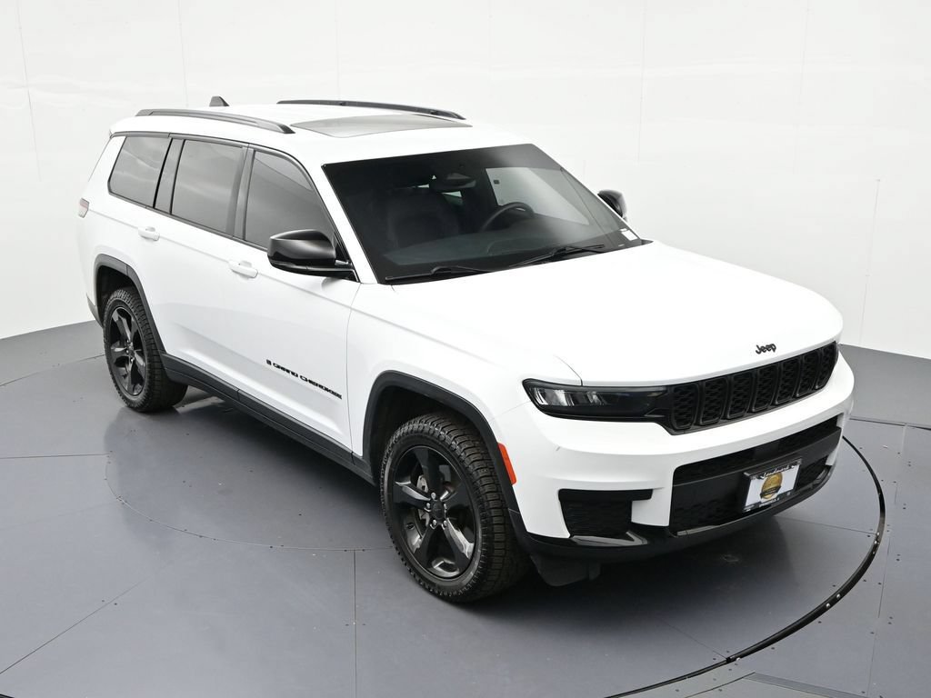 Used 2023 Jeep Grand Cherokee L Laredo AWD/4WD image 24